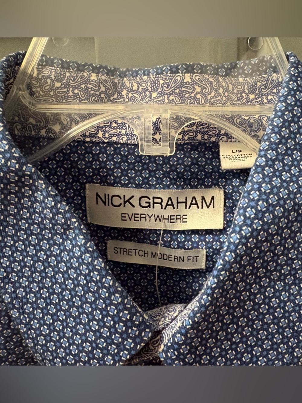 Men’s button down dress shirt (size large)